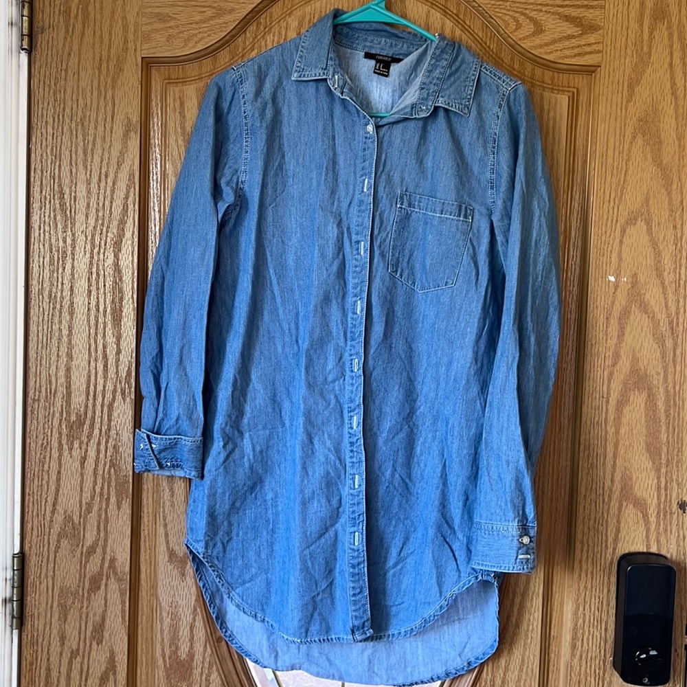 Botton up shirt